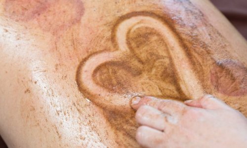 Powder masáž - bylinný peeling